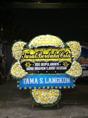 Papan Bunga Duka di Bambulung